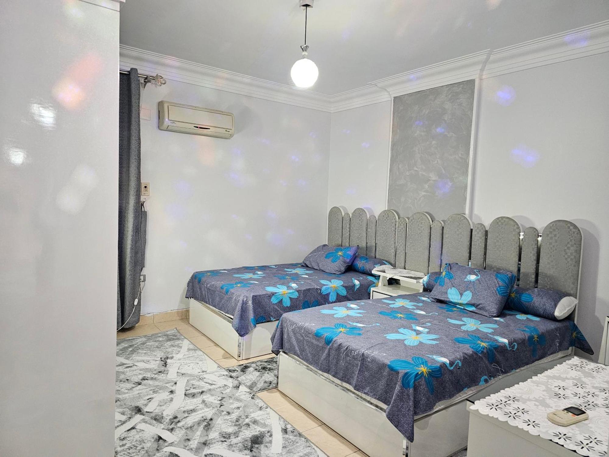 Hostel 7 Shref Sami